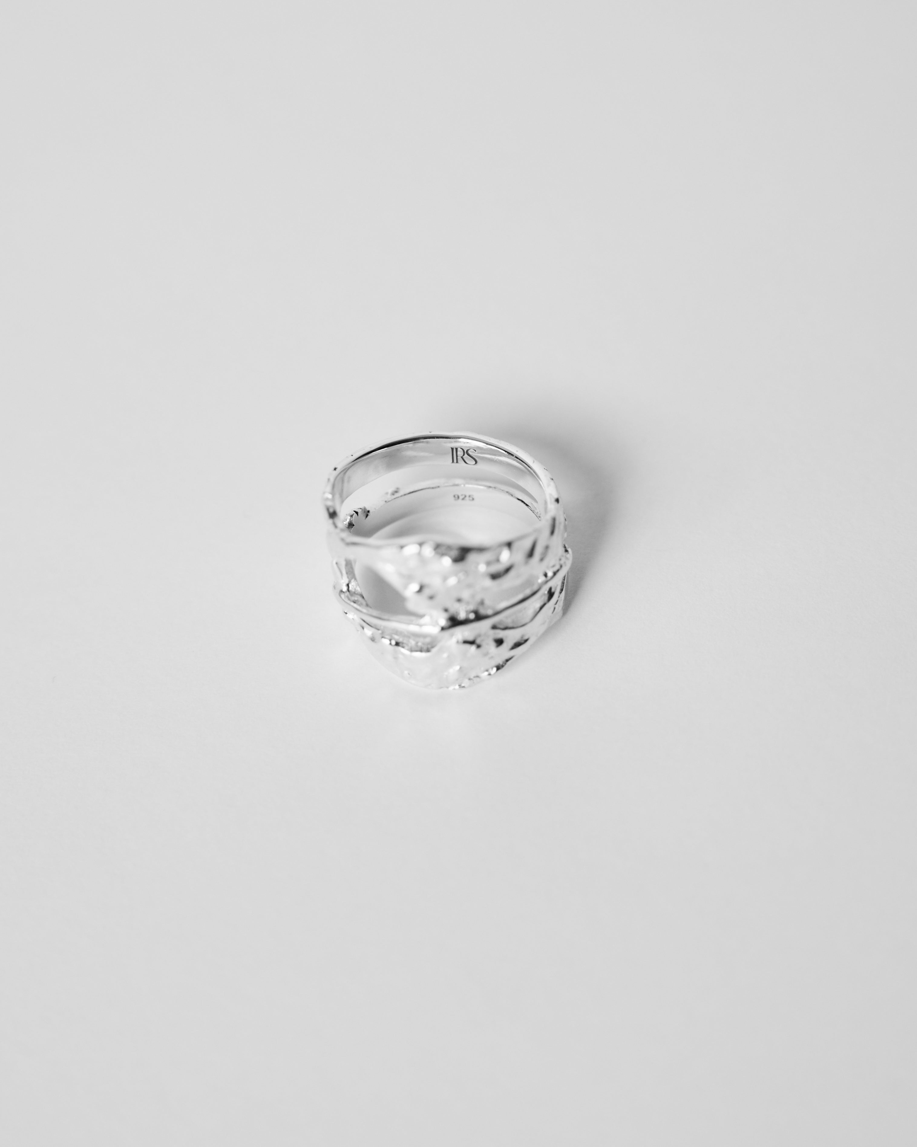 R6 RING